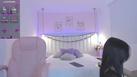 Snapshot of christal_jane chatting on January 22, 2025, 6:31 pm christal_jane online show from January 22, 2025, 6:31 pm