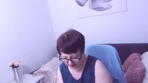 Snapshot of christarose chatting on September 12, 2025, 1:38 am Christa online show from September 12, 2025, 1:38 am