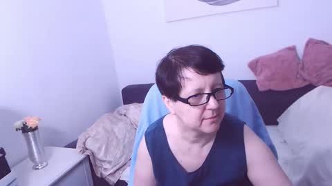 Snapshot of christarose chatting on October 26, 2025, 2:23 pm Christa online show from October 26, 2025, 2:23 pm