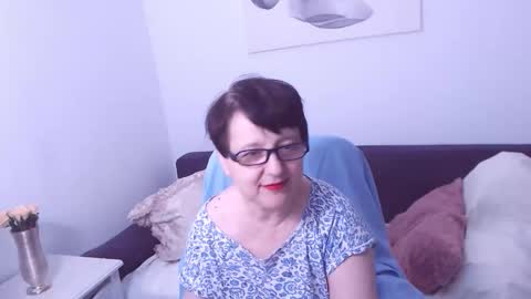 Snapshot of christarose chatting on November 14, 2025, 12:53 am Christa online show from November 14, 2025, 12:53 am