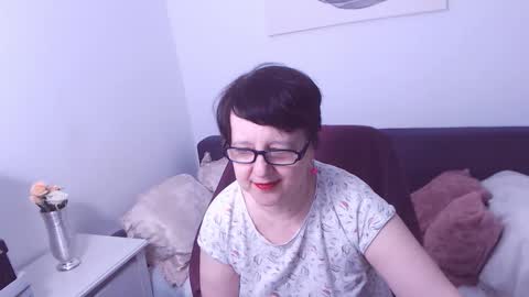 Snapshot of christarose chatting on November 22, 2025, 9:47 pm Christa online show from November 22, 2025, 9:47 pm