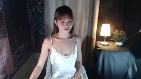 christin_gray online show from September 17, 2025, 3:19 am