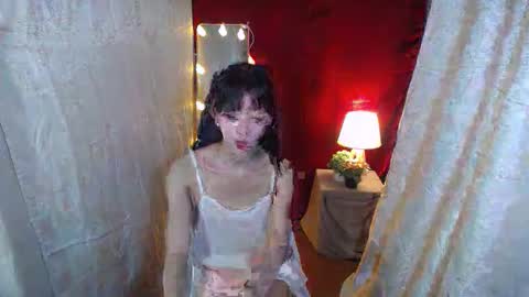 christin_gray online show from November 10, 2025, 8:13 am