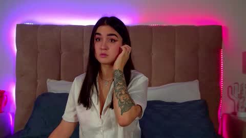 Snapshot of christinamilton chatting on September 16, 2025, 6:31 pm Christina online show from September 16, 2025, 6:31 pm
