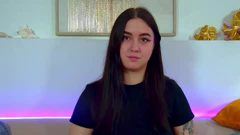Snapshot of christinamilton chatting on October 7, 2025, 6:49 pm Christina online show from October 7, 2025, 6:49 pm