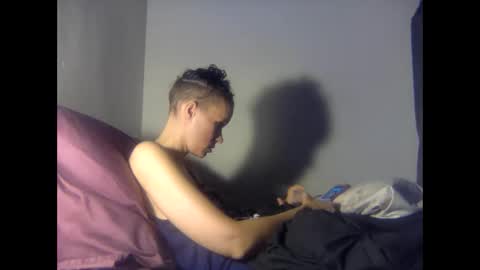 Snapshot of christinasaunters chatting on October 2, 2025, 12:01 pm Christina Saunters online show from October 2, 2025, 12:01 pm