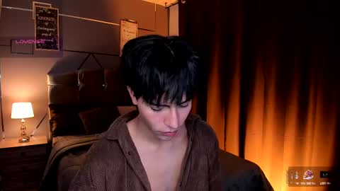 chrristopher77 online show from September 17, 2025, 12:29 pm