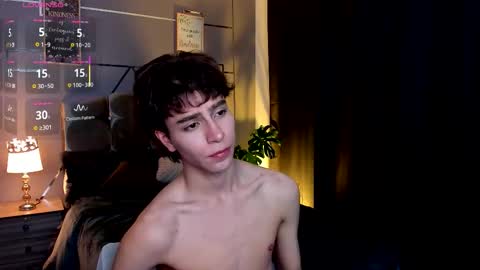 chrristopher77 online show from October 3, 2025, 12:46 pm