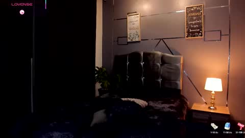 chrristopher77 online show from October 8, 2025, 12:47 pm