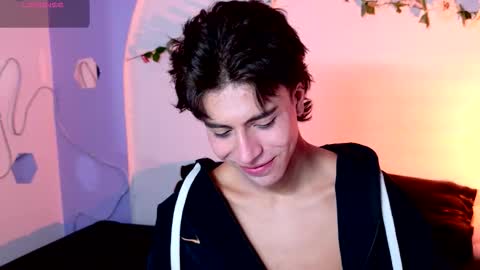 chrristopher77 online show from November 29, 2025, 3:53 am