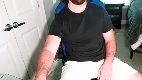 Snapshot of chuck0781 chatting on October 5, 2025, 6:50 pm chuck online show from October 5, 2025, 6:50 pm