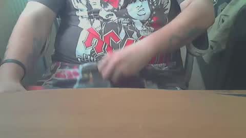 Snapshot of chunkisgreat chatting on February 5, 2025, 1:33 pm chunkisgreat online show from February 5, 2025, 1:33 pm