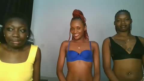 chyna_baibe online show from November 27, 2025, 9:22 am
