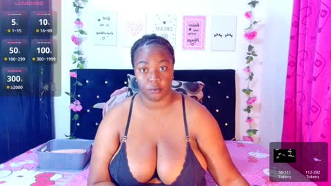 Snapshot of ciaraebonyxxx chatting on December 19, 2024, 8:23 am ciaraebonyxxx online show from December 19, 2024, 8:23 am