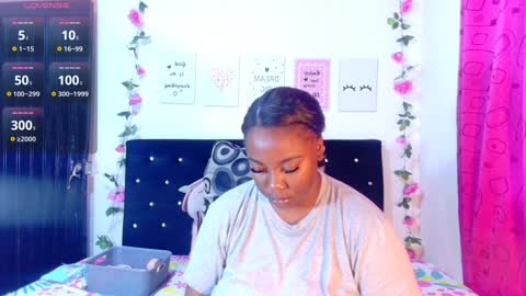 Snapshot of ciaraebonyxxx chatting on December 29, 2024, 8:22 am ciaraebonyxxx online show from December 29, 2024, 8:22 am