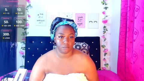 Snapshot of ciaraebonyxxx chatting on January 1, 2025, 6:38 pm ciaraebonyxxx online show from January 1, 2025, 6:38 pm