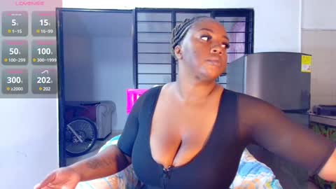 Snapshot of ciaraebonyxxx chatting on March 7, 2025, 8:45 am ciaraebonyxxx online show from March 7, 2025, 8:45 am