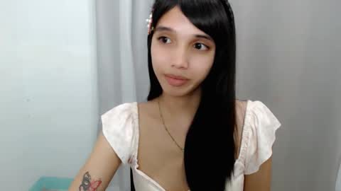 Snapshot of cici_02 chatting on October 14, 2025, 3:40 am call me Cici online show from October 14, 2025, 3:40 am
