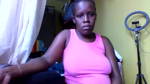 Snapshot of cinddy_14 chatting on October 28, 2025, 7:34 am cinddy 14 online show from October 28, 2025, 7:34 am