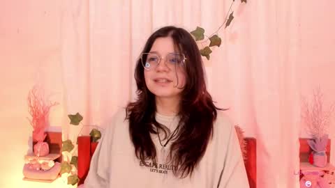 Snapshot of cinderella_lewis chatting on February 15, 2025, 11:58 pm Sofi Eva and Mey online show from February 15, 2025, 11:58 pm