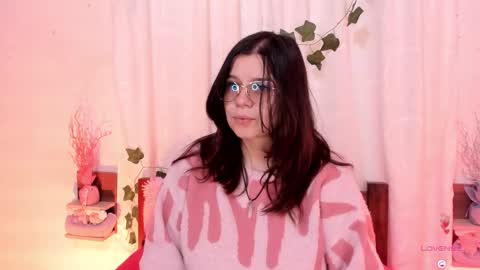 Snapshot of cinderella_lewis chatting on February 18, 2025, 4:26 pm Sofi Eva and Mey online show from February 18, 2025, 4:26 pm