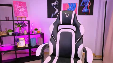 Snapshot of cindylovesmith chatting on December 2, 2025, 1:33 am cindylovesmith online show from December 2, 2025, 1:33 am