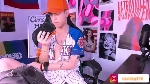 Snapshot of cinnamon_boyxxx chatting on February 11, 2025, 1:10 am David     Independent Model online show from February 11, 2025, 1:10 am