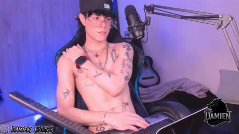 Snapshot of cinnamon_boyxxx chatting on September 28, 2025, 2:06 am David     Independent Model online show from September 28, 2025, 2:06 am