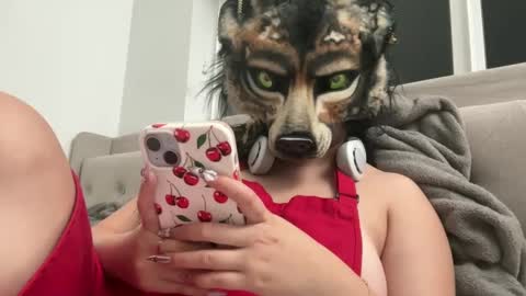 Nicky online show from September 9, 2025, 5:18 am