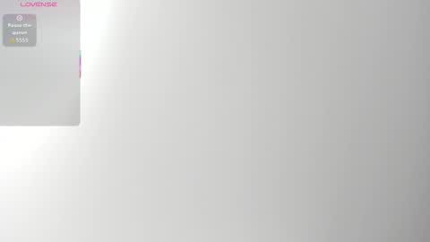 Snapshot of cinnia_ chatting on November 7, 2025, 12:05 pm Cintia online show from November 7, 2025, 12:05 pm