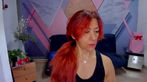 Snapshot of cintiagreyx chatting on January 19, 2025, 11:34 am  CINTIA  online show from January 19, 2025, 11:34 am