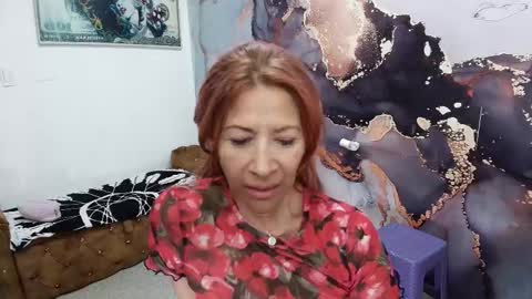 Snapshot of cintiagreyx chatting on February 17, 2025, 5:43 pm  CINTIA  online show from February 17, 2025, 5:43 pm