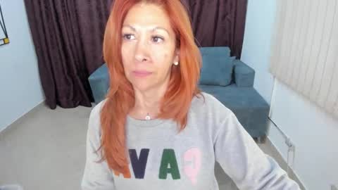Snapshot of cintiagreyx chatting on September 14, 2025, 12:04 pm  CINTIA  online show from September 14, 2025, 12:04 pm