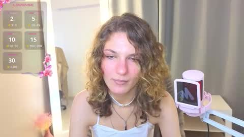 Jennie online show from September 24, 2025, 6:39 am