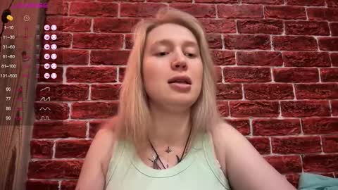 citrusblissss online show from November 10, 2025, 12:26 pm