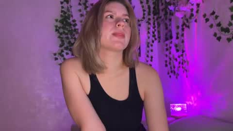 karina online show from October 3, 2025, 9:45 pm