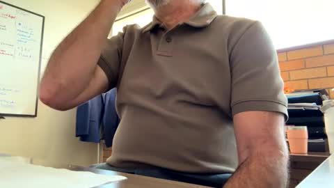 Snapshot of cj3d2 chatting on September 19, 2025, 6:19 pm Cjd32 online show from September 19, 2025, 6:19 pm