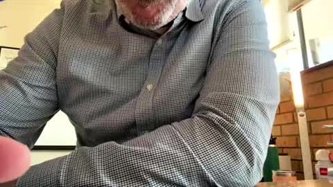 Snapshot of cj3d2 chatting on November 10, 2025, 9:25 pm Cjd32 online show from November 10, 2025, 9:25 pm