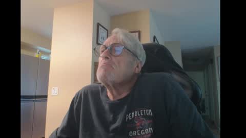 Snapshot of cjscout chatting on September 24, 2025, 7:28 pm cjscout online show from September 24, 2025, 7:28 pm