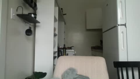 Snapshot of clairerae3 chatting on November 14, 2025, 7:56 pm clairerae3 online show from November 14, 2025, 7:56 pm