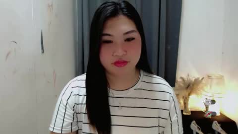 CLAIRE online show from September 12, 2025, 5:51 am