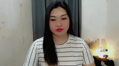 CLAIRE online show from September 28, 2025, 5:13 am