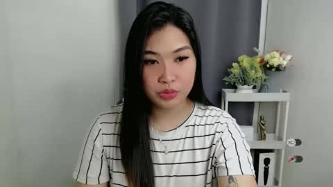 CLAIRE online show from October 23, 2025, 3:06 am