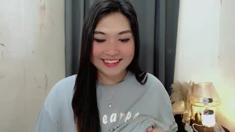 CLAIRE online show from October 24, 2025, 6:54 am