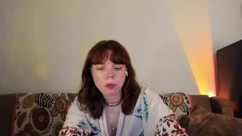 Snapshot of clancyosbourne chatting on January 31, 2025, 10:52 pm Clancy online show from January 31, 2025, 10:52 pm