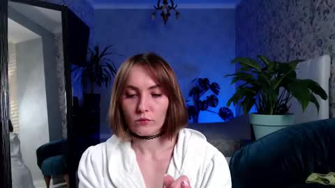Snapshot of clara_bendover chatting on February 16, 2025, 6:10 pm Clara online show from February 16, 2025, 6:10 pm