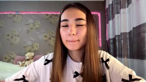 Yuna online show from November 28, 2025, 11:13 am