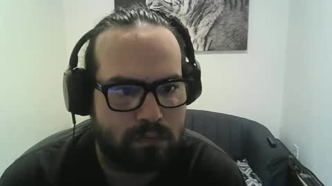 clark_kent1986 online show from September 30, 2025, 12:10 pm