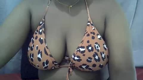 Snapshot of classy_zoey chatting on December 1, 2025, 7:52 pm classy_zoey online show from December 1, 2025, 7:52 pm