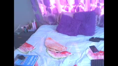 claudine valencia online show from January 26, 2025, 2:52 pm